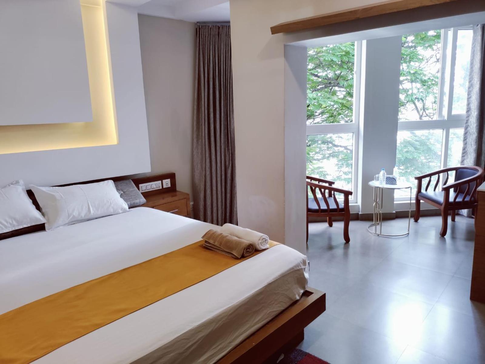 Astro Marine Hospitality Pvt Ltd Hotell Kochi Eksteriør bilde